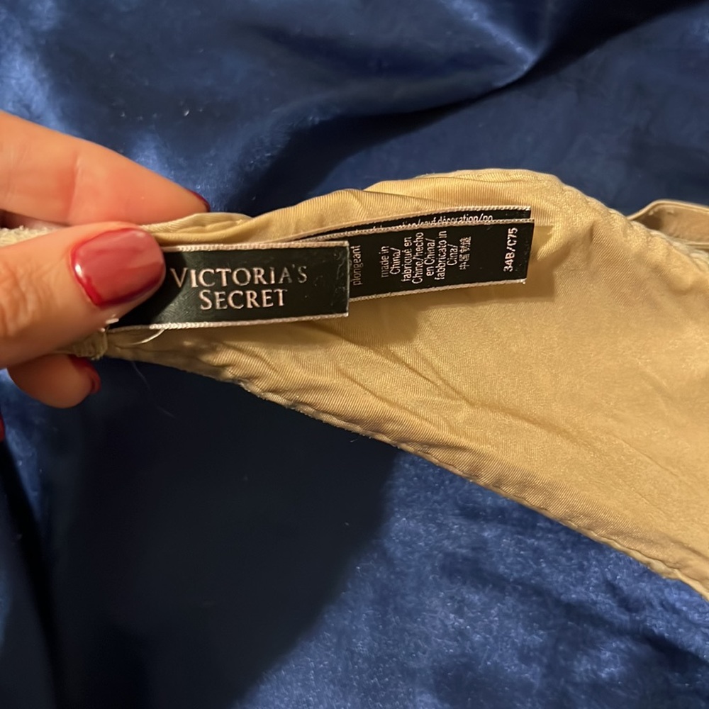 Bombshell Bra - image 3